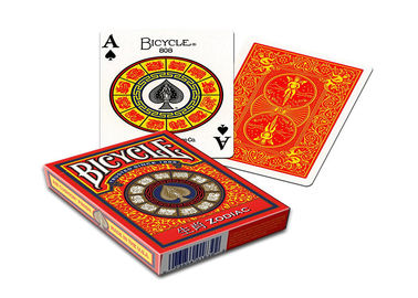 کارت های بازی دارای دو کارت زرد سبک چینی برای فهرست منظم قمار
